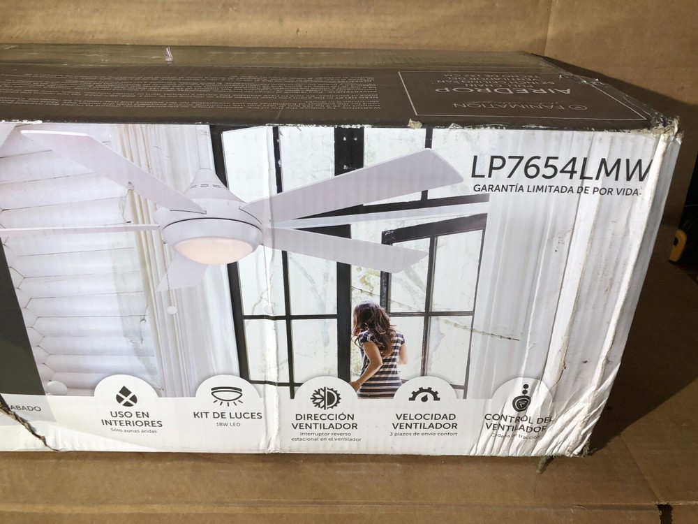 AireDrop Pull Chain Ceiling Fan 52" Matte White w/ Light New