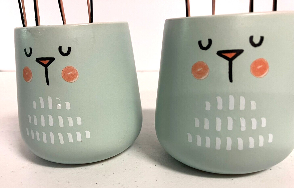 2 Small Accent Bunny Rabbit Ceramic Planter Pot Holders Easter Spring 14