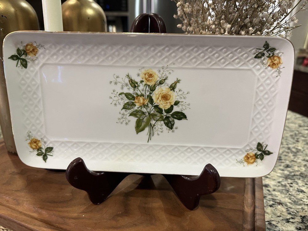 Seltmann Weiden serving platter in the anabelle Pattern