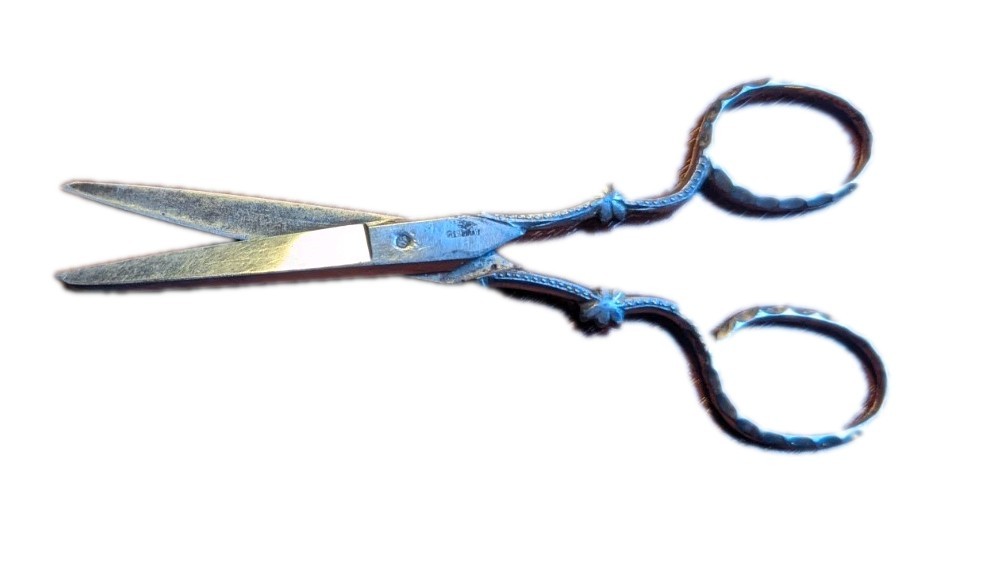 Vtg Scissors Germany 5"