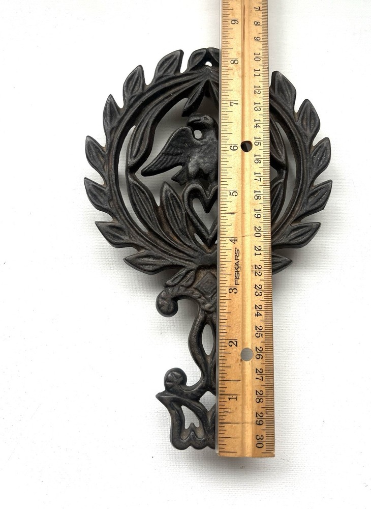 Wilton Cast Iron Trivet Eagle On Heart Footed