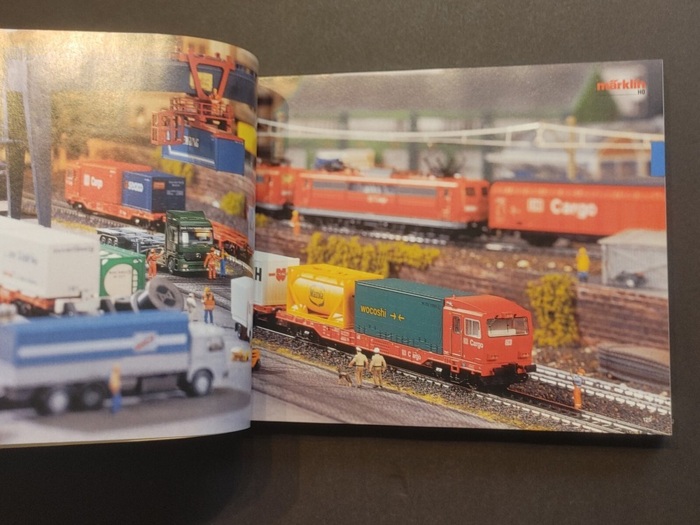 2000/01 E MARKLIN HO TRAIN CATALOG VG