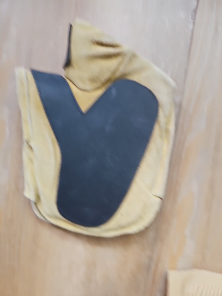 CC Champions Choice Size Medium Shooting Mitt Glove