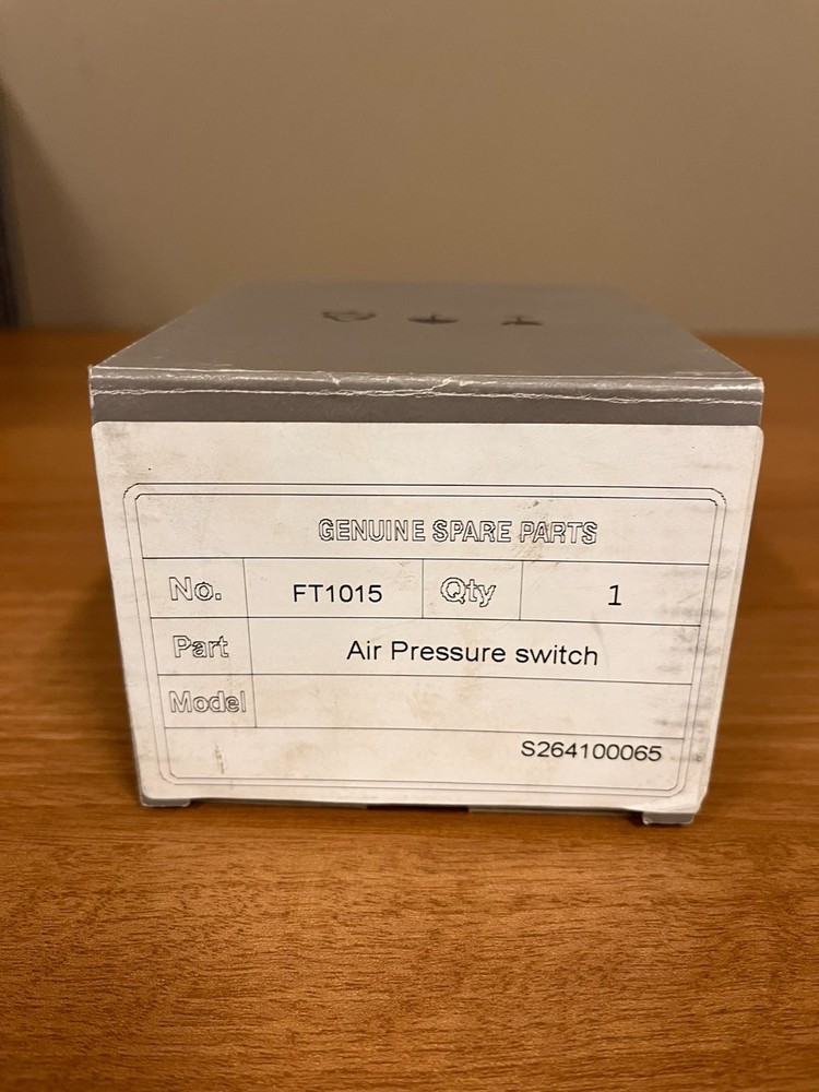 Laars FT1015 Air Pressure Switch New Open Box
