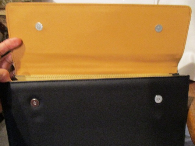 AVON 2009 President's Recognition Program "Envelope Organizer" Black/ Gold w/Pad