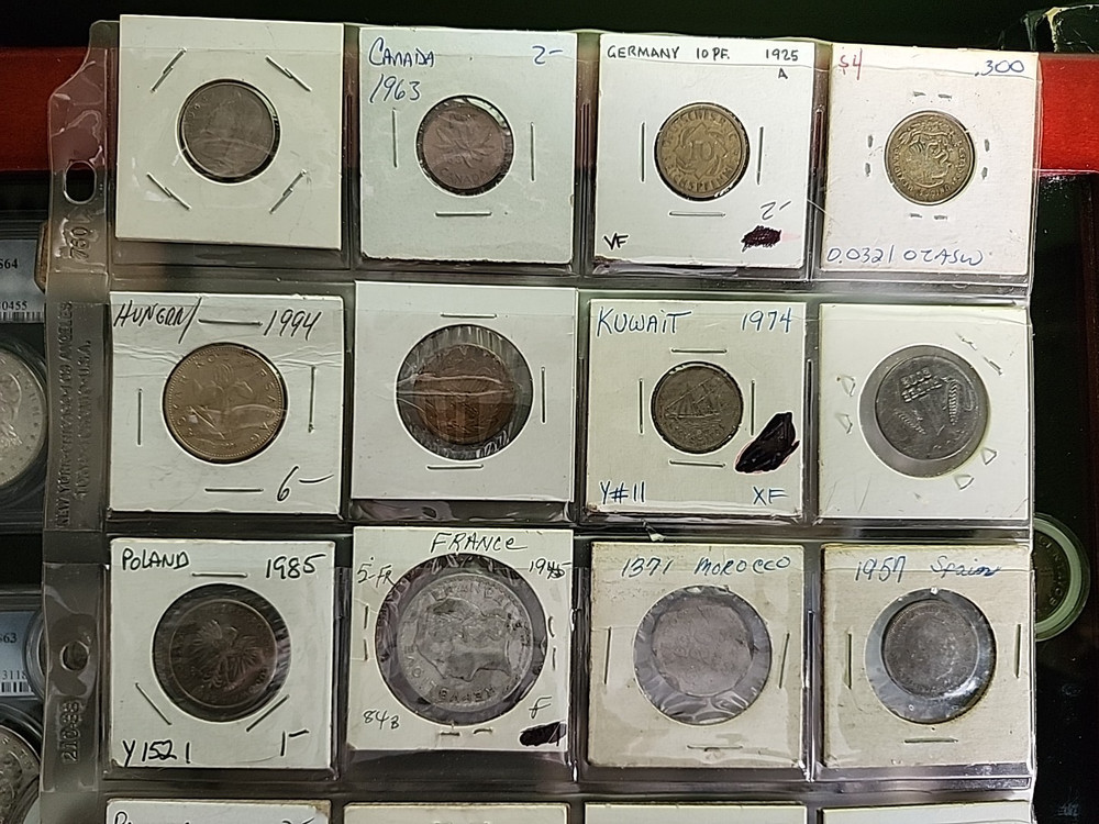 Foreign Coin 20 Lot