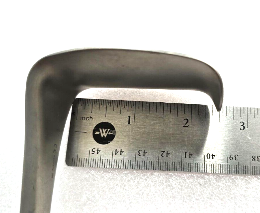 Codman Surgical Kelly Retractor, 10" Standard 2" x 2.5" Grip Handle