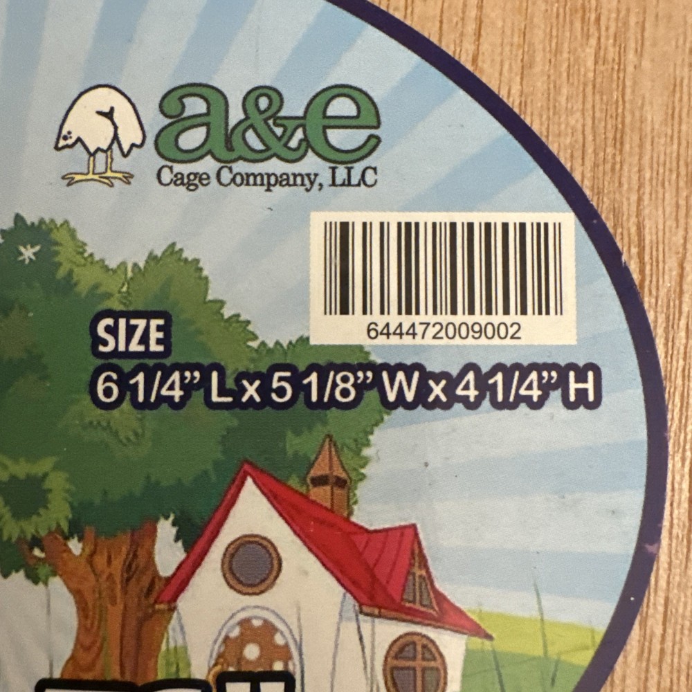 A&E Nibbles Pet Hut Hideout size medium new