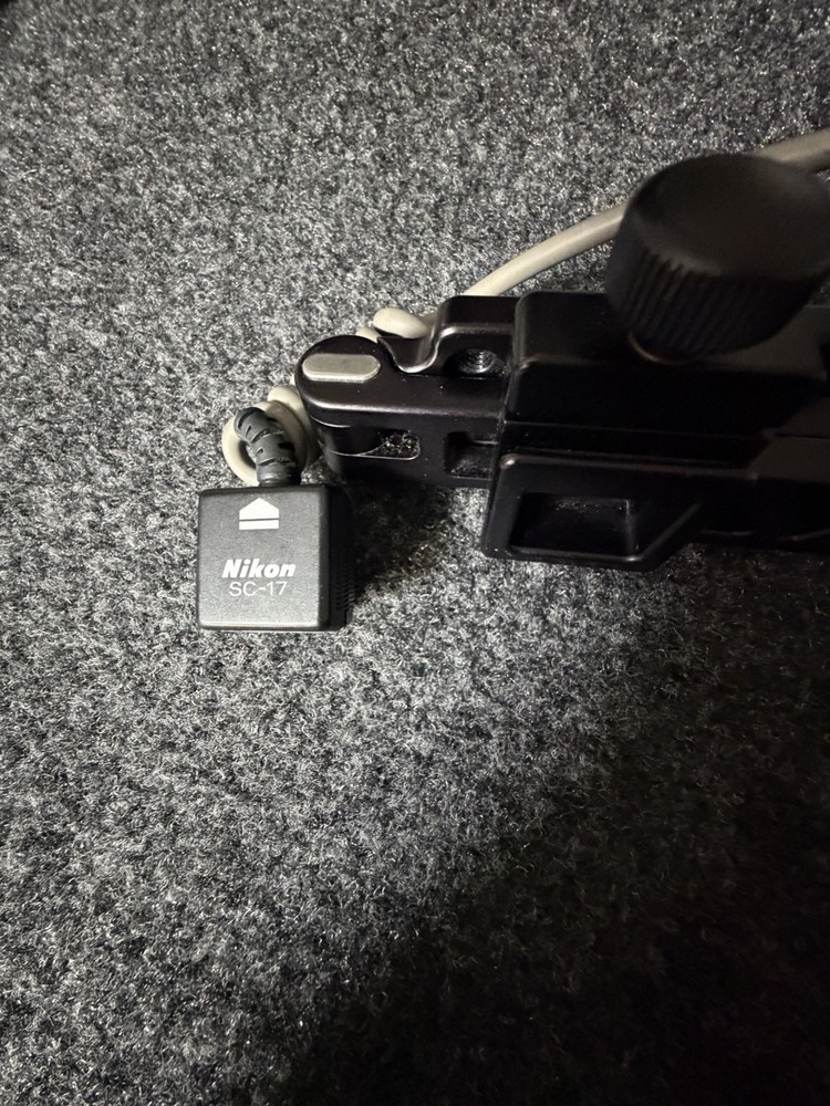 Really Right Stuff WPF-1 A Folding Flash Bracket