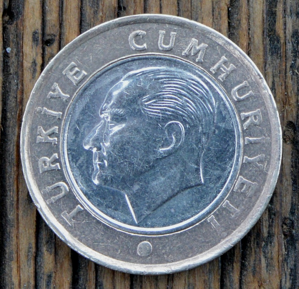 Turkey 1 Lira 2009 Coin MINT ERROR