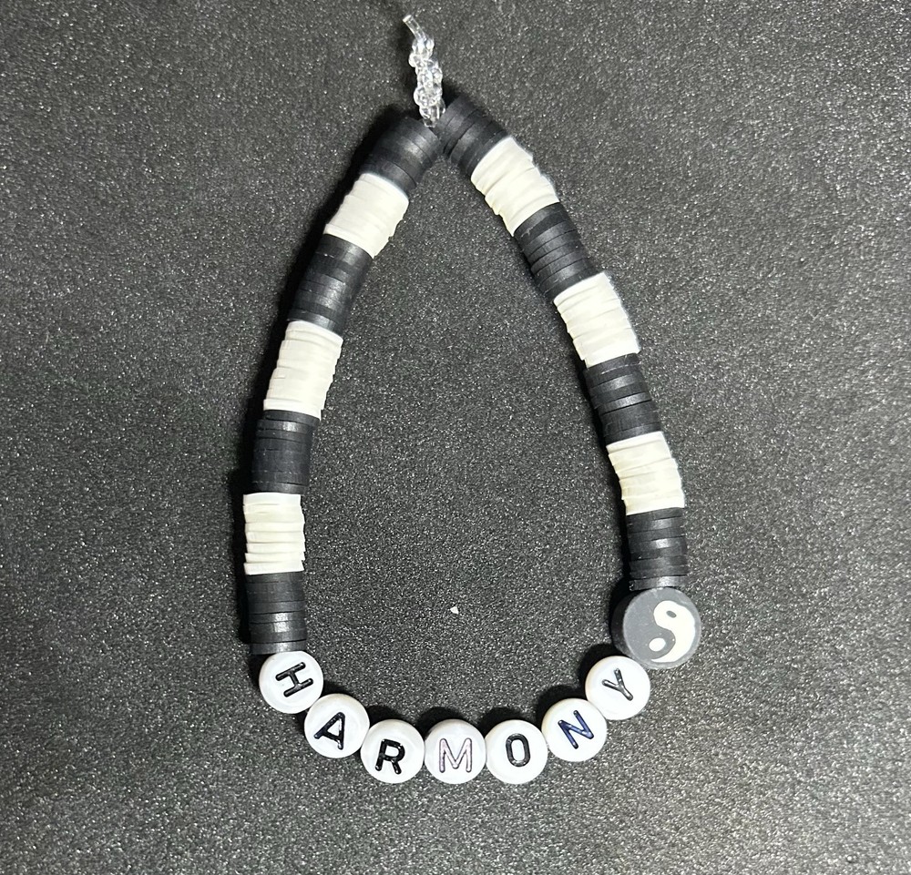 Harmony (Ying Yang) Heishi Bracelet