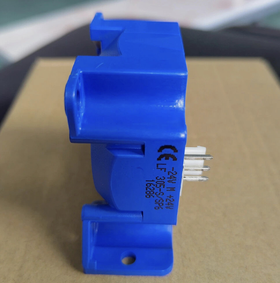 1PC LF305-S/SP6 For LEM Current Sensor fast shipping