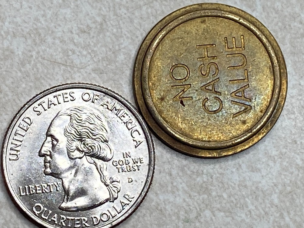 Golf Golf Ball Marker Token T8419