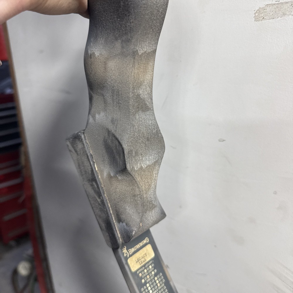 Vintage Browning Legacy Compound Bow LE4A 50# RH Pull 35"