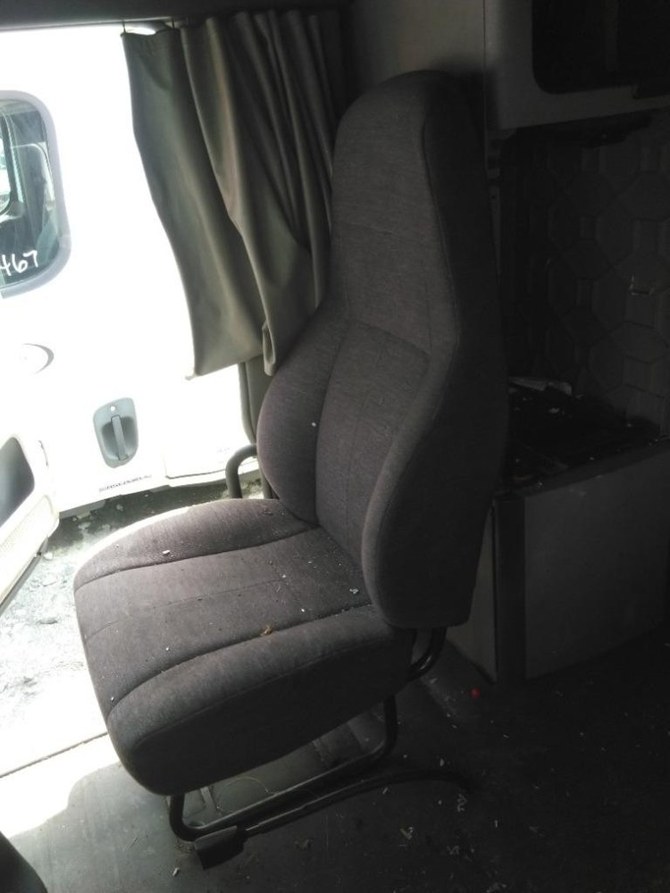 Replaces 2015 FREIGHTLINER CASCADIA EVOLUTION FRONT SEAT ,  MD
