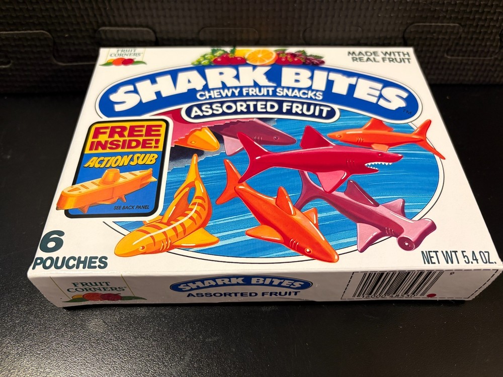 Shark Bites fruit snacks - Empty custom design display box