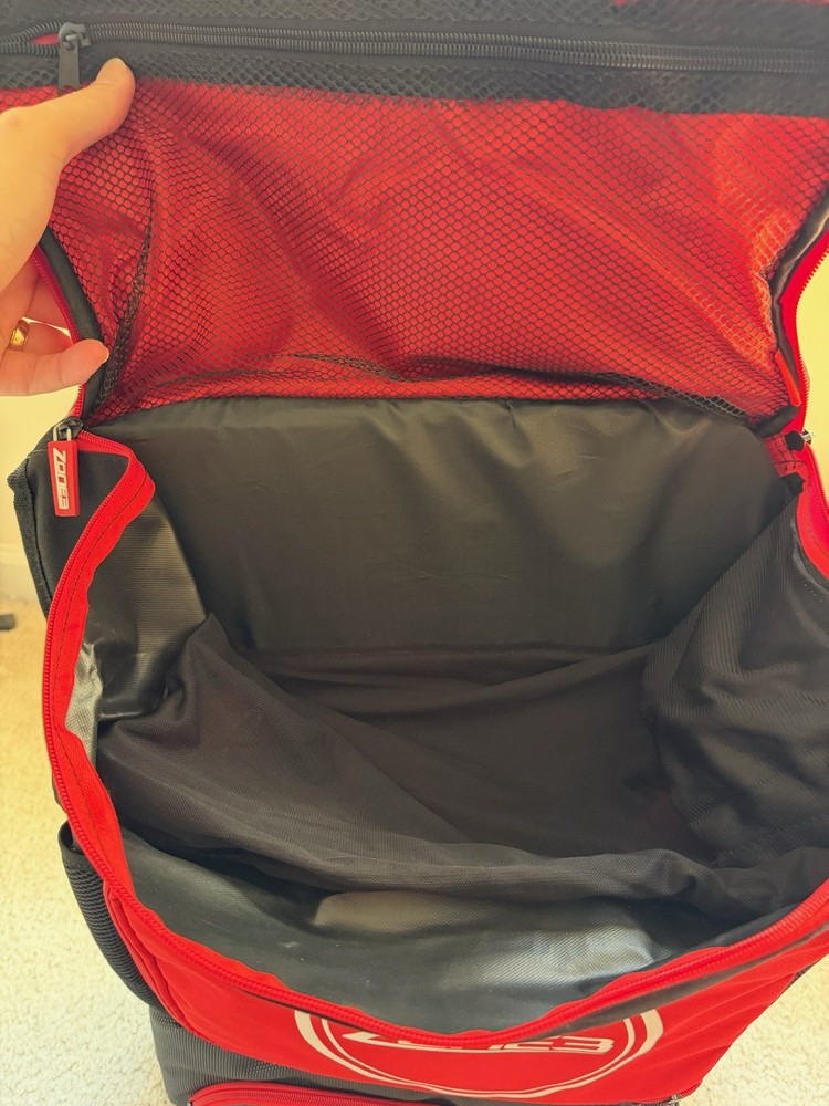 ZONE3 Triathlon Transition Backpack Bag NWOT Red