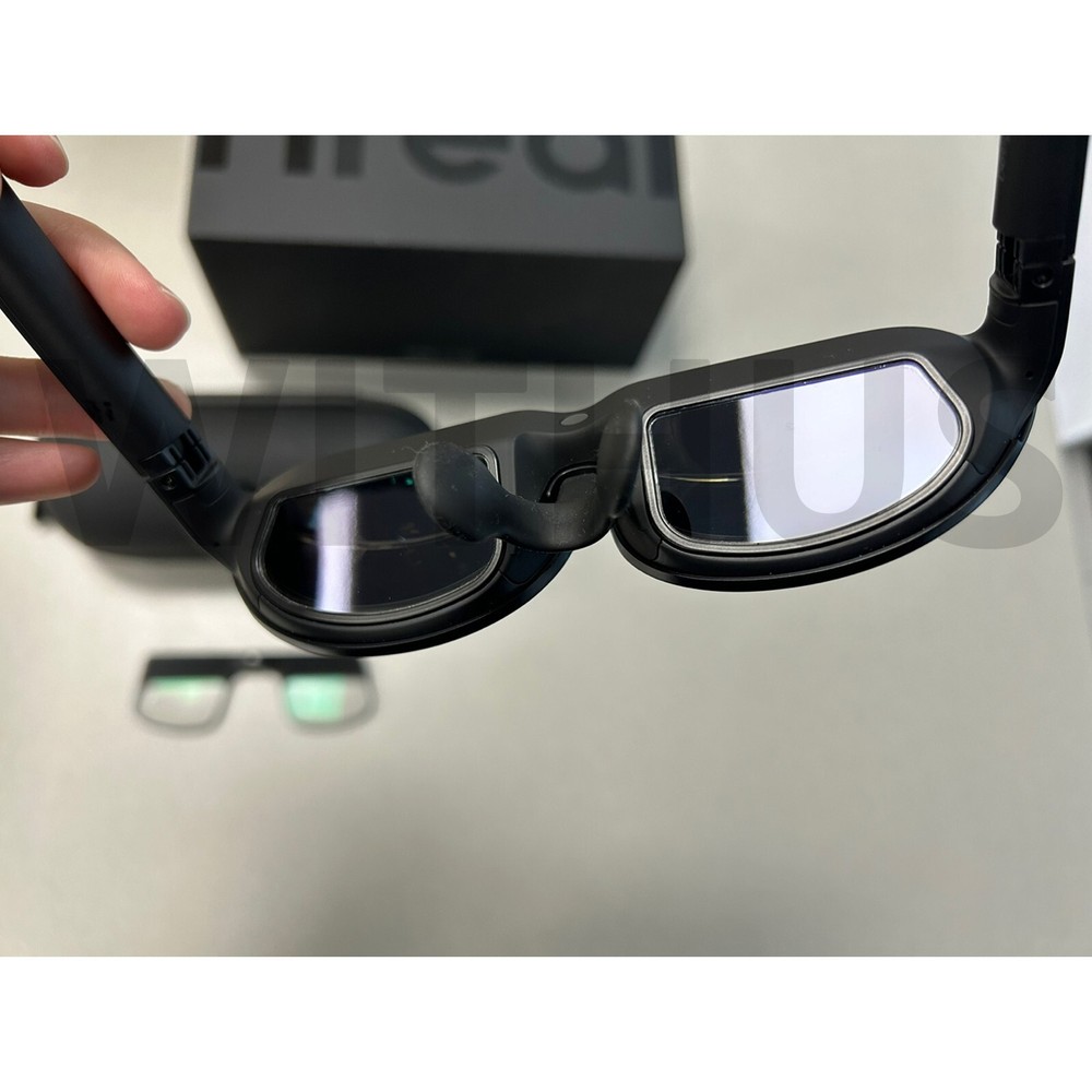 [CLEARANCE] Nreal Light AR Real Glasses Micro OLED Reality Display 100" Screen