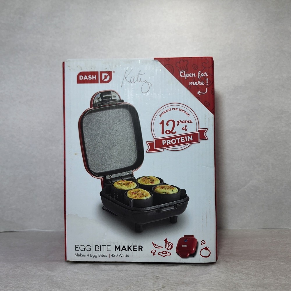 DASH Egg Bite Maker Fast Heating w/ 4 Silicone Molds & Recipe Guide NEW! Red