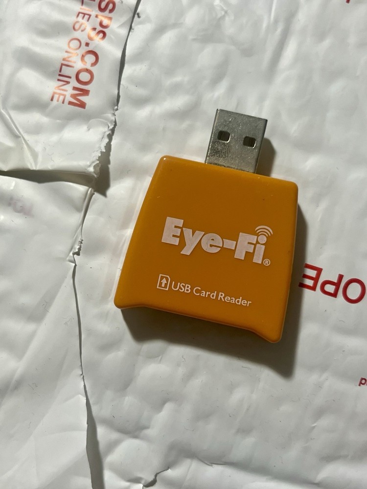 Eye-Fi Pro  Reader ONLY - Discontinued