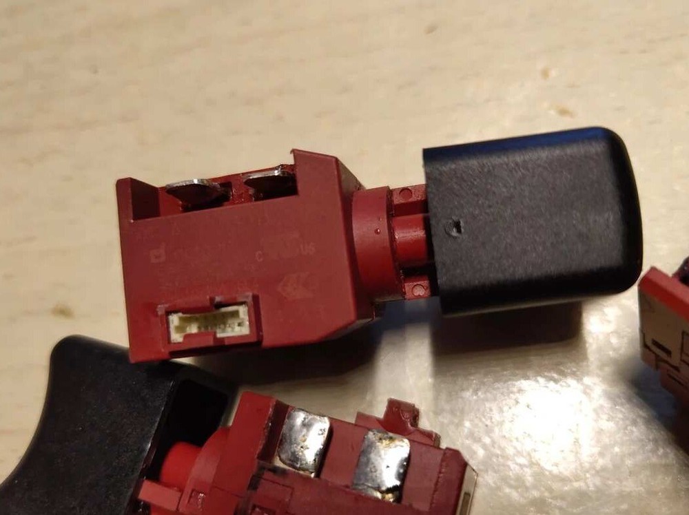 2pcs  Trigger switch  EGD-3115Z 24VDC 15RA