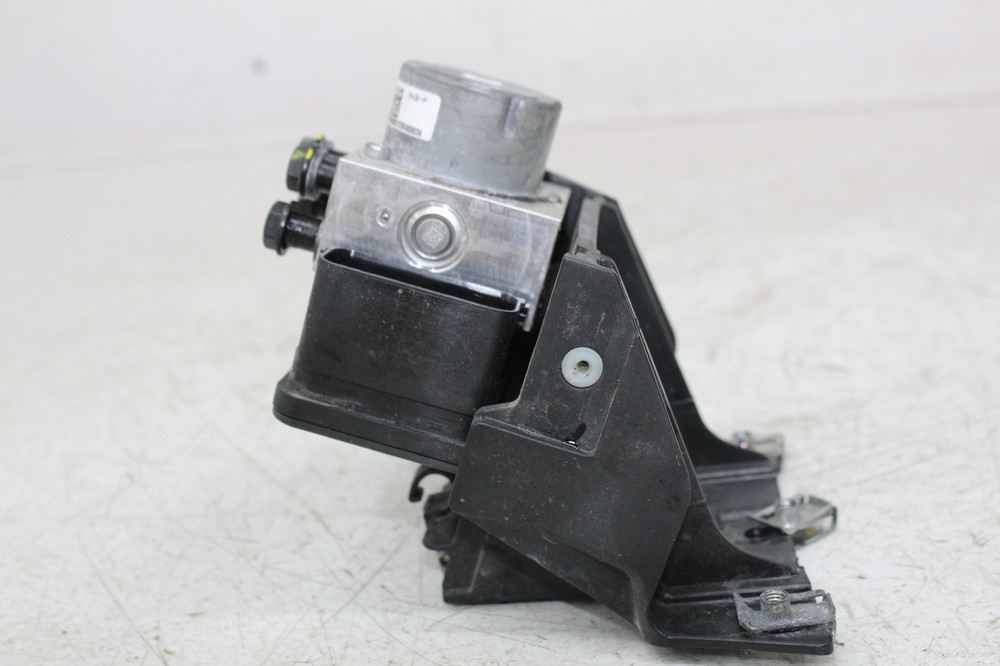 21-23 MOTO GUZZI V7 STONE ABS PUMP UNIT MODULE MOUNT BRACKET