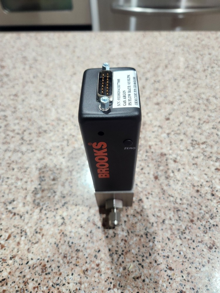 Brooks Argon Mass Flow Controller 0.5 SLPM Model BC1CA1HC3BA1B1