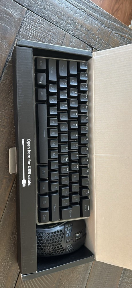 RedThunder Gaming Keyboard and Mouse Bundle Black QWERTY English