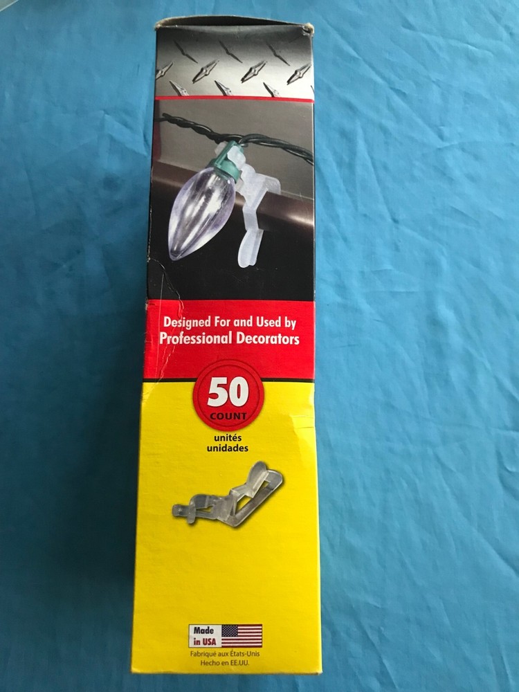 Pre-Owned 28 Count All Application Christmas / Holiday Light Clips