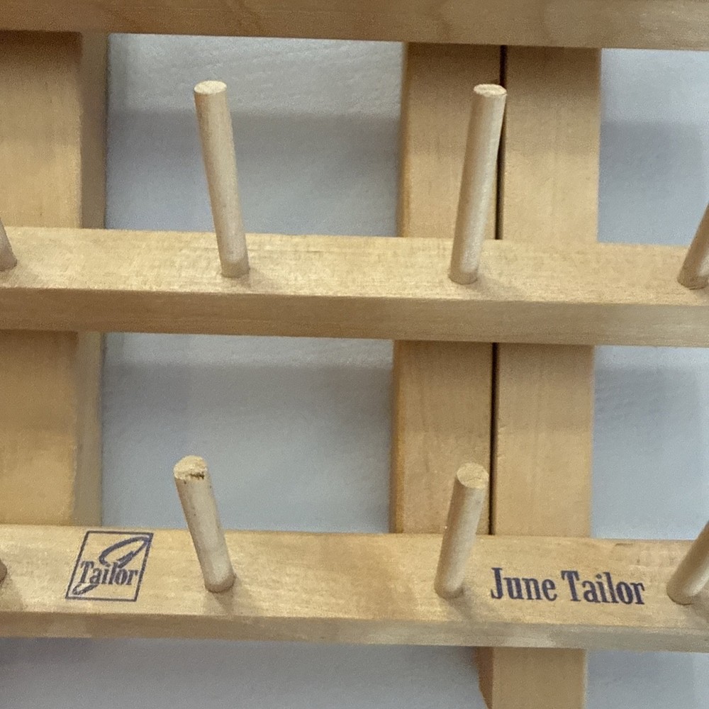 June Tailor Thread Spool Rack Free standing 30 Spools Wood Folding