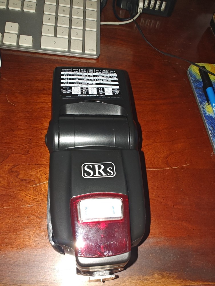 Strobie 230 Scott Roberts Studio Camera Flash - Used - Untested