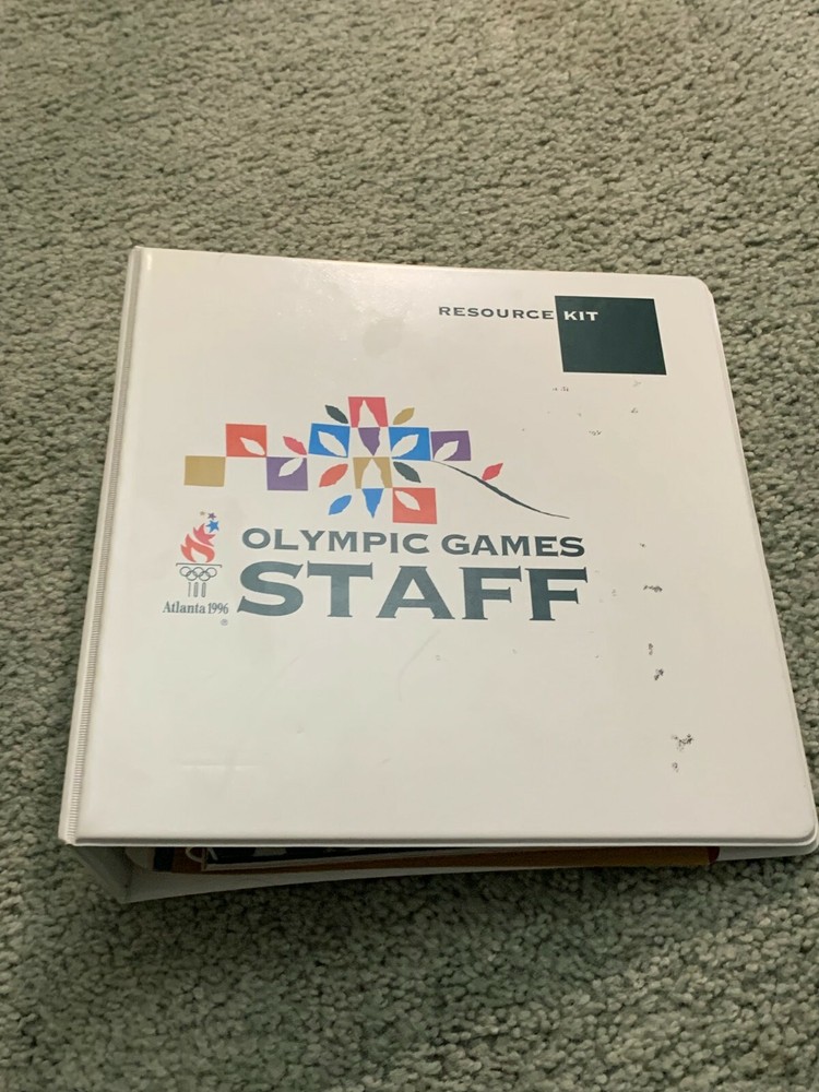1996 Summer Olympics Staff Training Resource Kit Guide in Notebook
