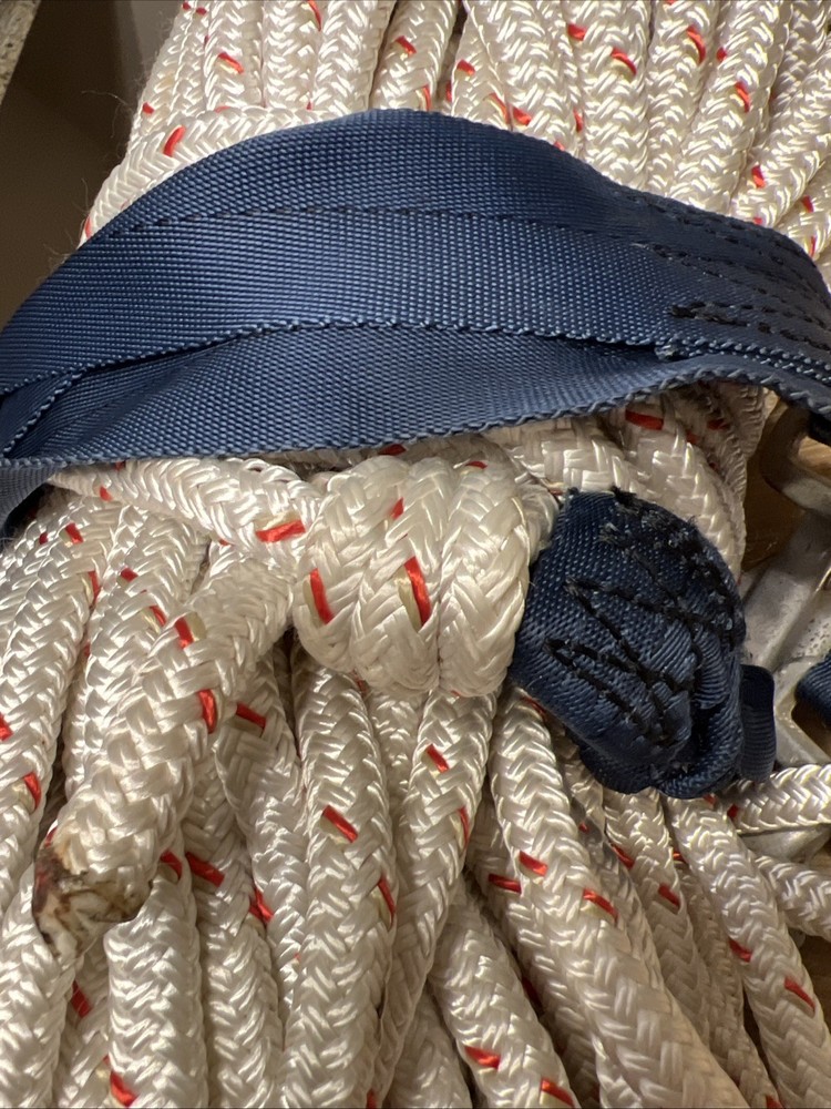 1/2" x 200’ Double Braid Polyester/Nylon Snap Hooks