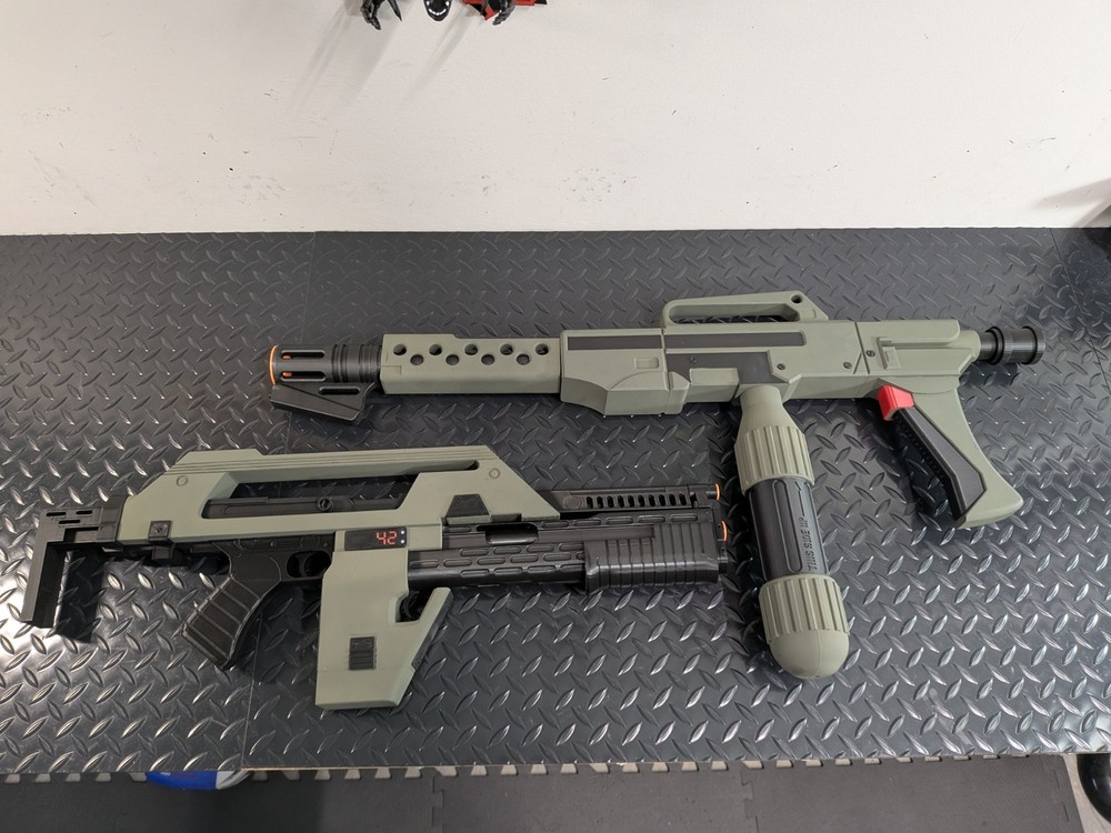 Aliens - M240 Flame Thrower - Plus M41A Pulse - Massive 3D Prints - Hand Painted