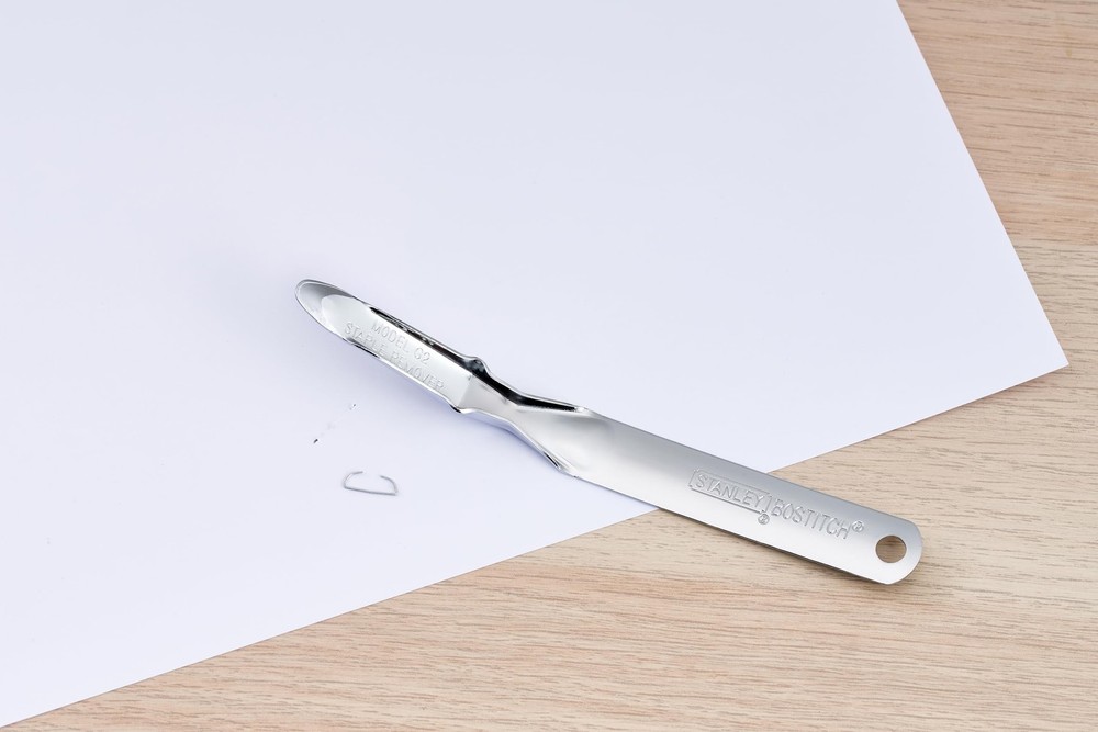 Bostitch Office Premium Staple Remover Tool, No Tear PushStyle Staple Puller,...