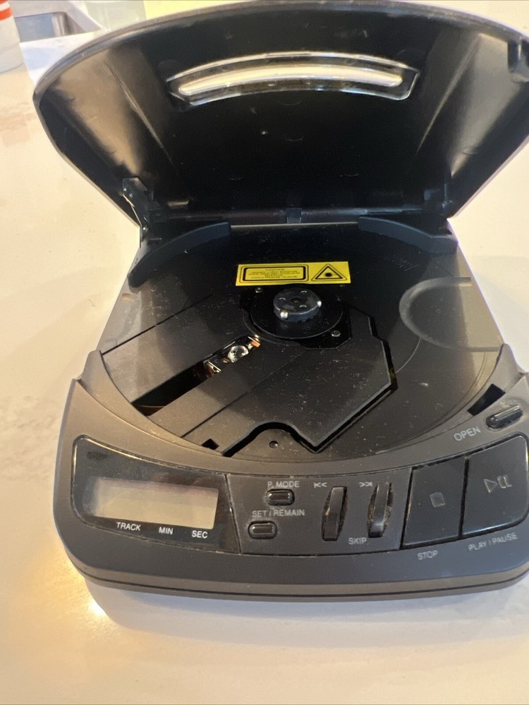 Koss Super Slim CD Player Model CDP403CP *Tested Working*