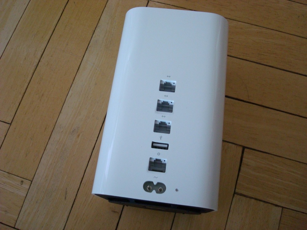 Apple Time Capsule 2TB – A1470 - ME177LL/A