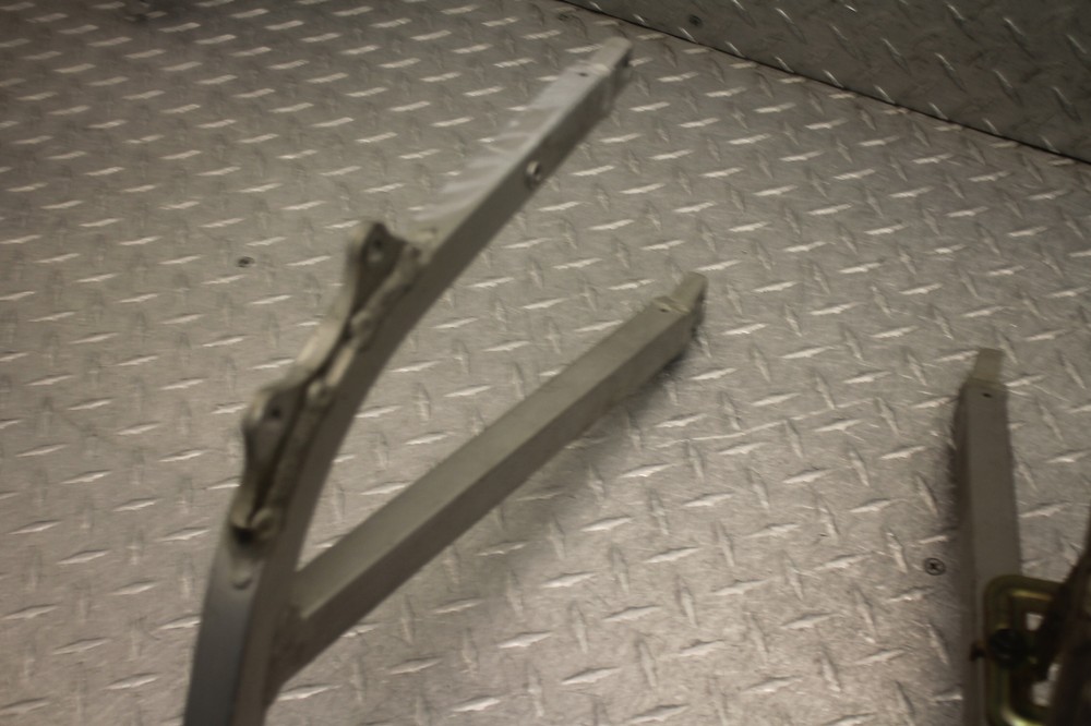 1996 SUZUKI GSXR750 FRONT SUBFRAME SUB FRAME