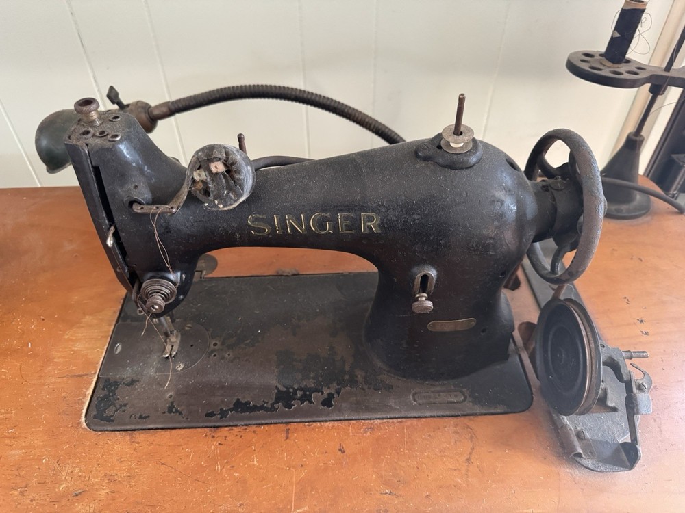 Singer Sewing Machine