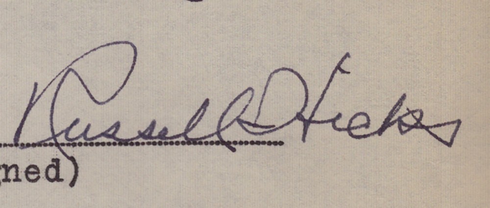 RUSSELL HICKS - AUTOGRAPH RESUME SIGNED