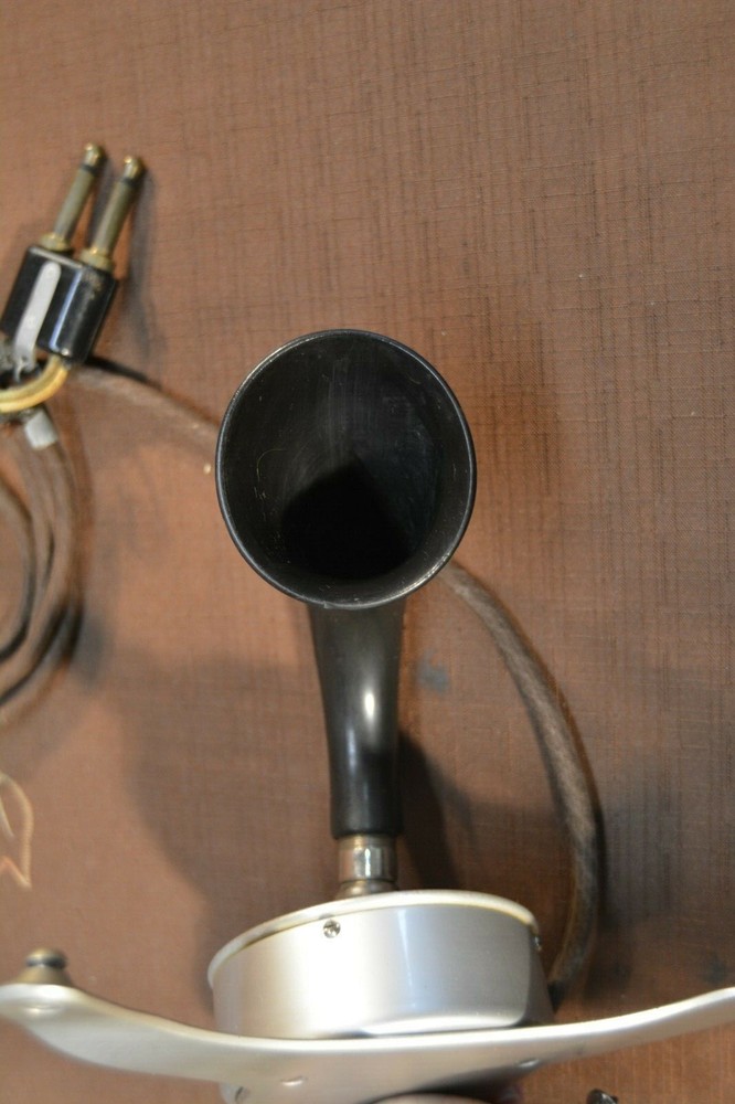 SELDOM SEEN 1930's SWITCHBOARD OPERATORS MICROPHONE....LOOK