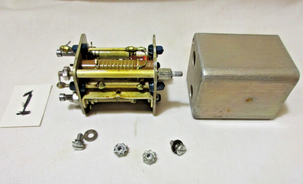 Vintage Rockwell Collins VHF, Adjustable, Interstage RF Transformers