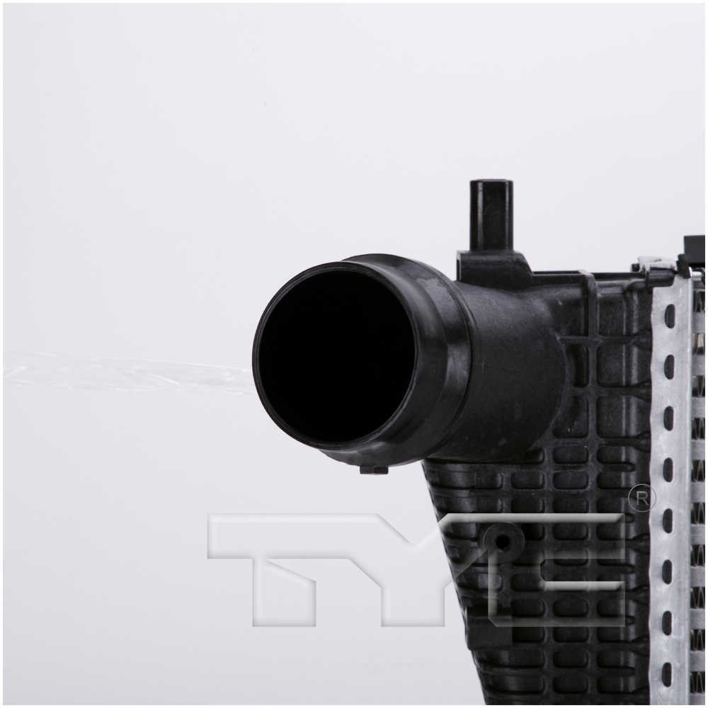 Intercooler TYC 18004