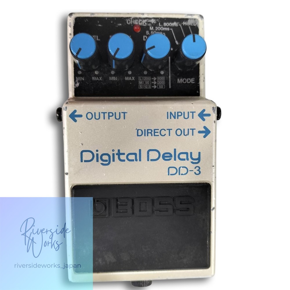BOSS DD-3 Digital Delay Effect Pedal Used