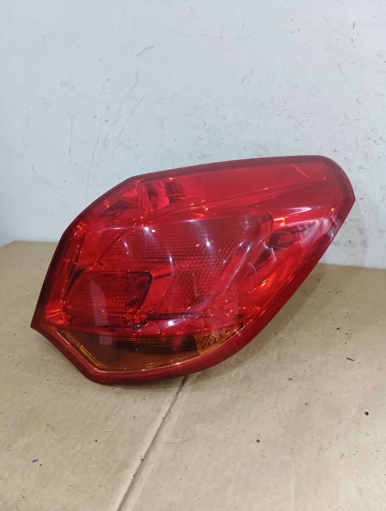 2010 VAUXHALL ASTRA J DRIVER SIDE TAIL LIGHT 13306460