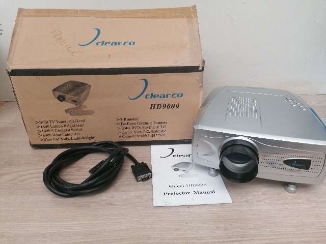 Clearco - LCD Projector  HD9000 - Boxed - Unit Only