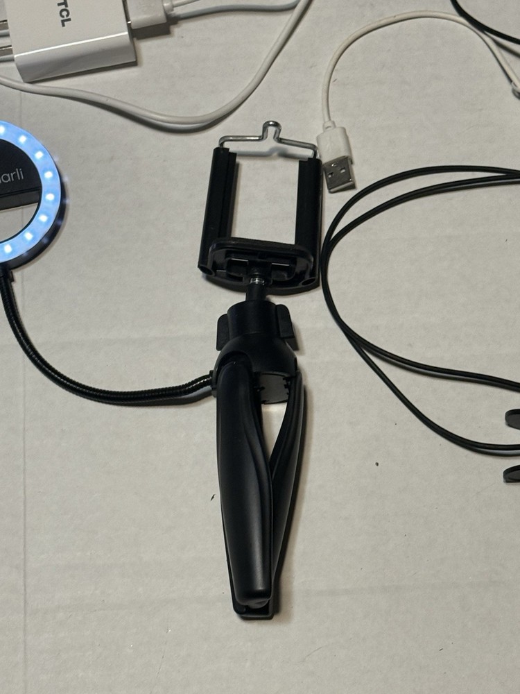 Lot electrical devices and charging cords ! as is