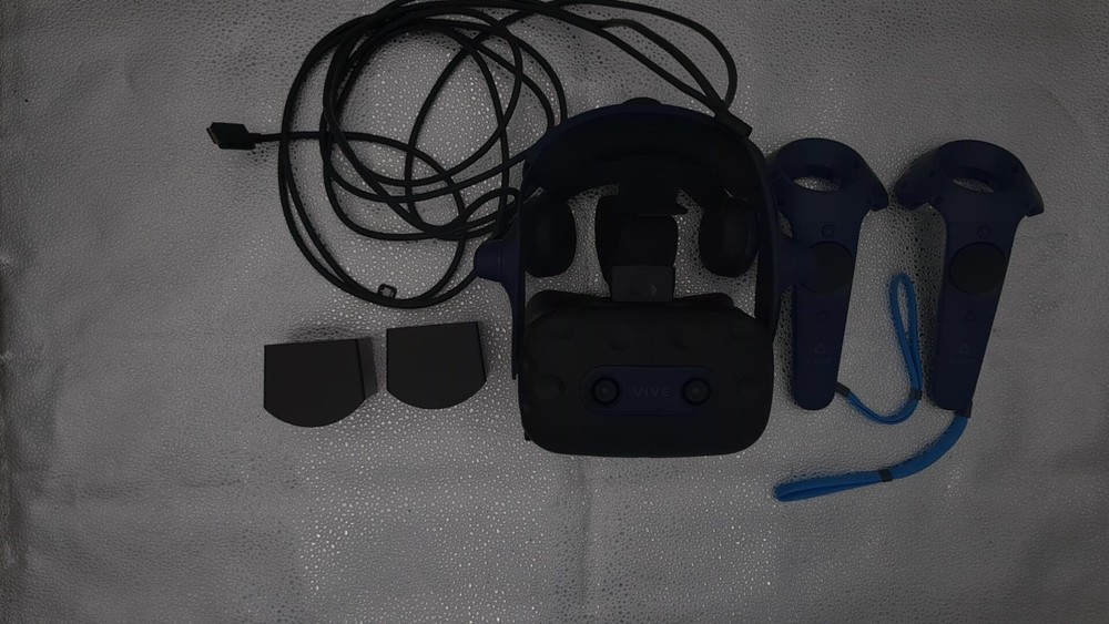 Htc Vive Pro 2 Virtual Reality System
