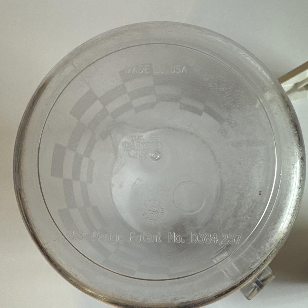 Pampered Chef Quick-Stir Pitcher 2 Quart Checkerboard Pattern White Lid