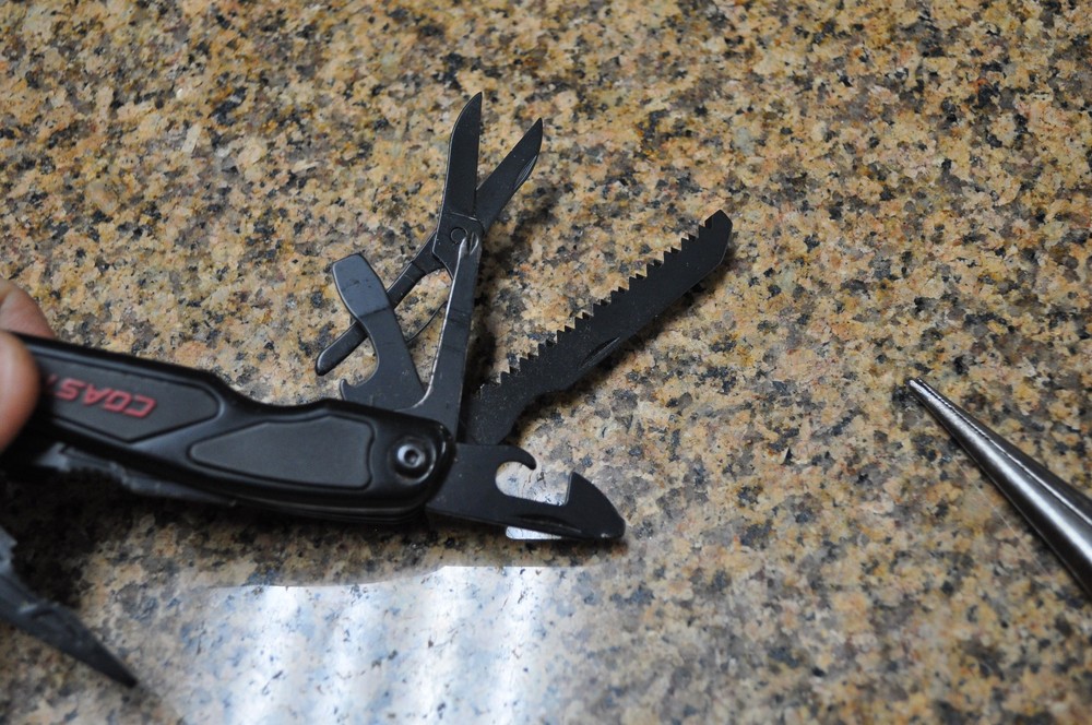 Coast LED135 Micro Pliers Multi-Tool Functions With Dual LED Lights used see pic